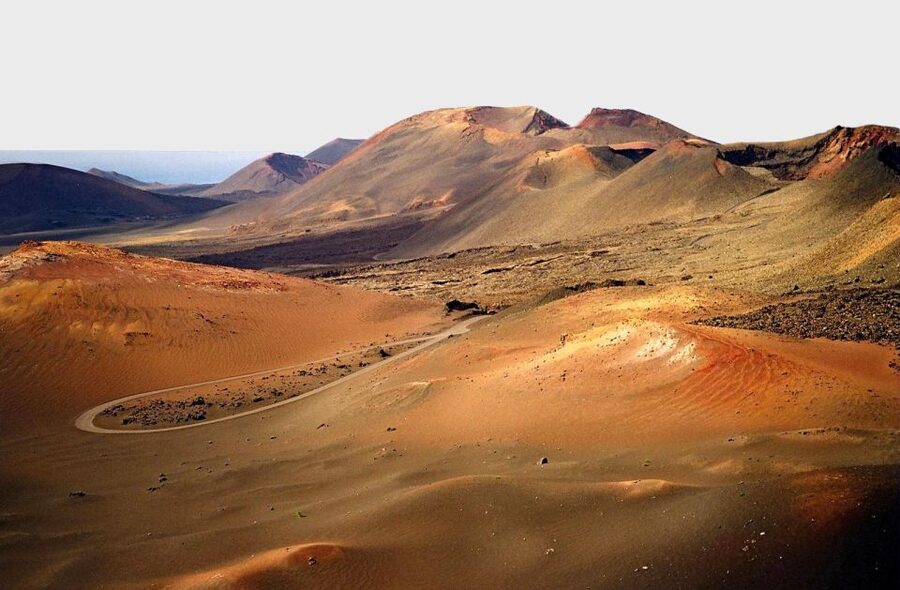 Lanzarote: Timanfaya and Cueva de los Verdes Day Trip - Jameos del Agua, an optional cultural stop