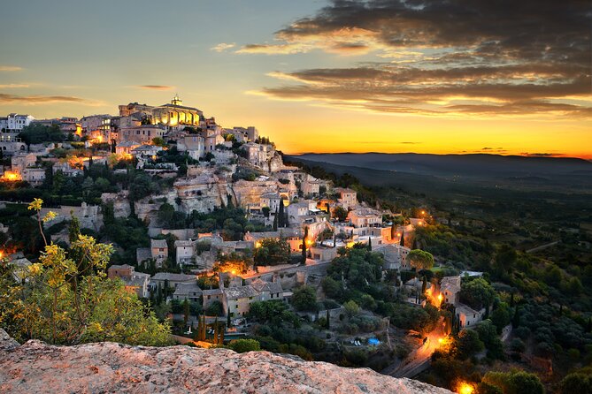 Lavender Route - Small-Group Day Trip from Avignon - Gordes from the overlook to the castle