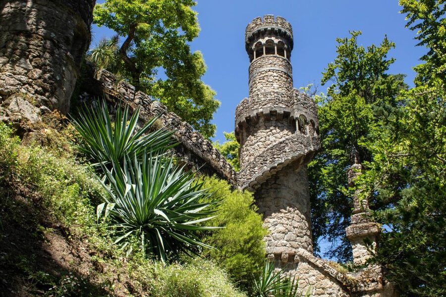 Lisbon: Regaleira, Sintra, Cape Rock & Cascais Day Trip - Starting in Rossio and heading into Sintra