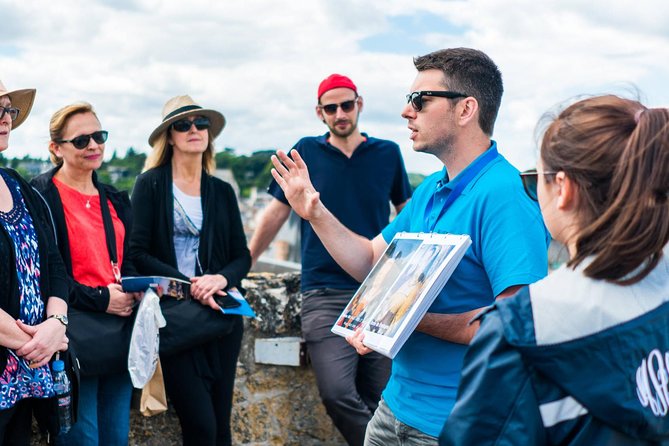 Loire Valley Wine and Castles Small-Group Day Trip from Paris - Amboise: a castle, a town, and da Vinci