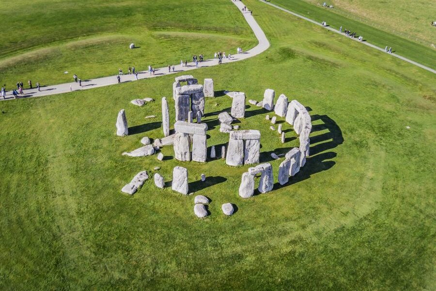 London: Windsor, Stonehenge, Bath, and Roman Baths Day Trip - A big day with three very different faces of England