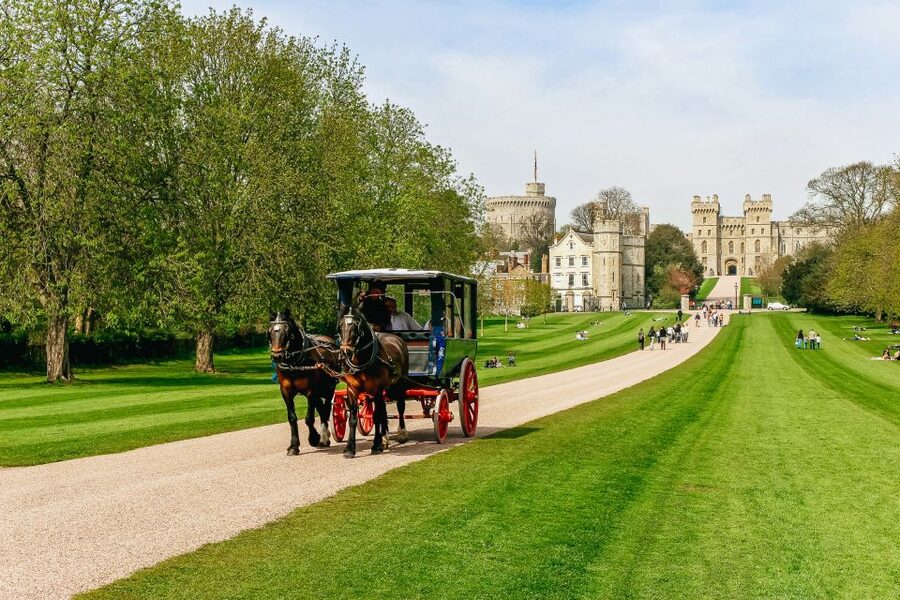 London: Windsor, Stonehenge, Bath, and Roman Baths Day Trip - Windsor Castle, royal rooms, and a miniature palace