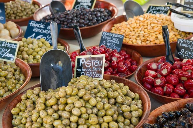 Luberon Market & Villages Day Trip from Aix-en-Provence - Roussillon’s ocher streets