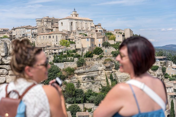 Luberon Villages Small Group Half-Day Trip from Avignon - Lavender: the important seasonal question