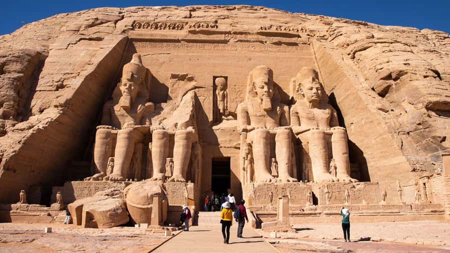 Luxor: Abu Simbel Temple Private Guided Day Trip with Lunch - Key points to know before booking
