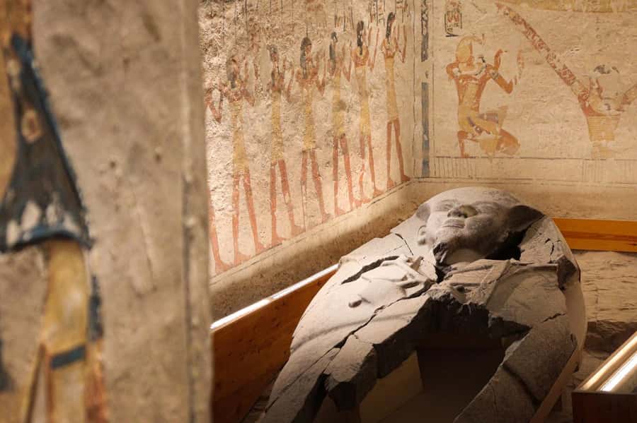 Luxor Day Trip from Hurghada Small Group & Tutankhamun Tomb - The Valley of the Kings: the main event