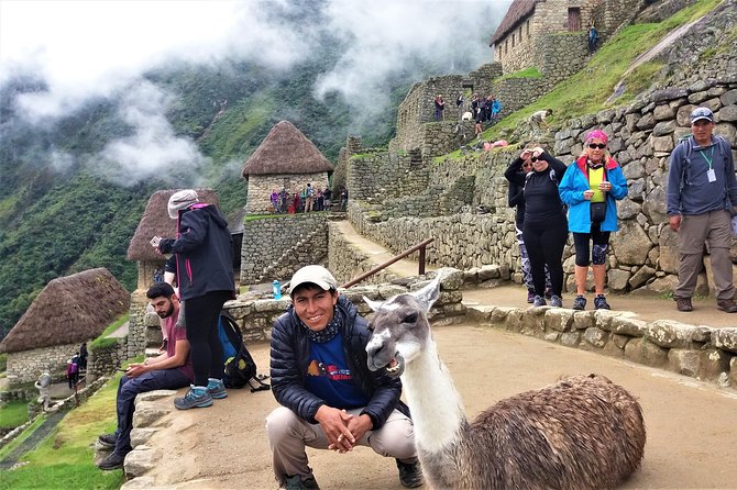 Machu Picchu full day trip from Cusco - Returning to Aguas Calientes for lunch
