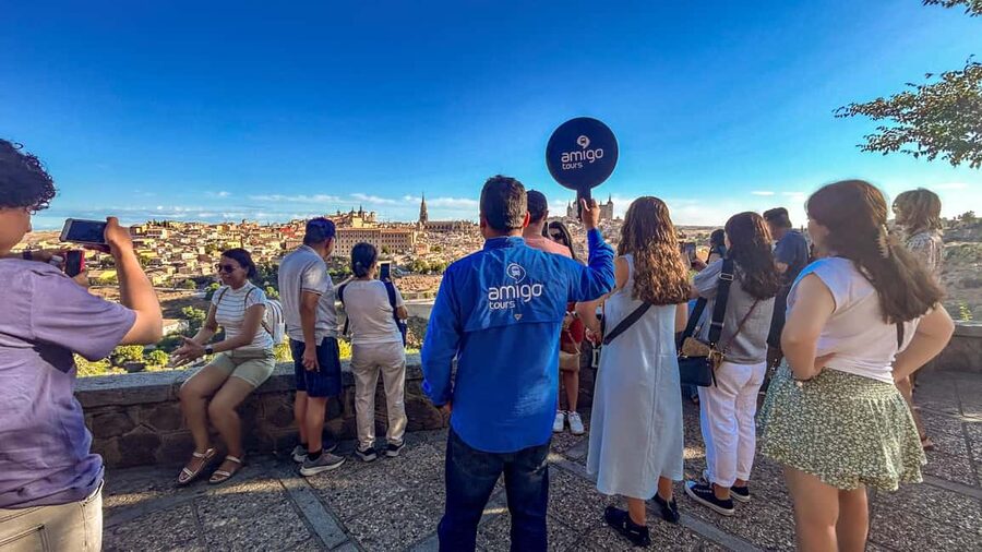 Madrid: Segovia, Ávila & Toledo Day Trip with Optional Lunch - What the 13-hour schedule feels like