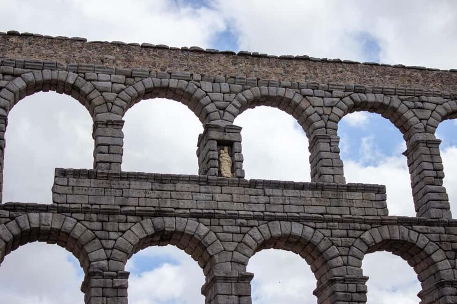 Madrid: Segovia, Ávila & Toledo Day Trip with Optional Lunch - Toledo begins with the best view
