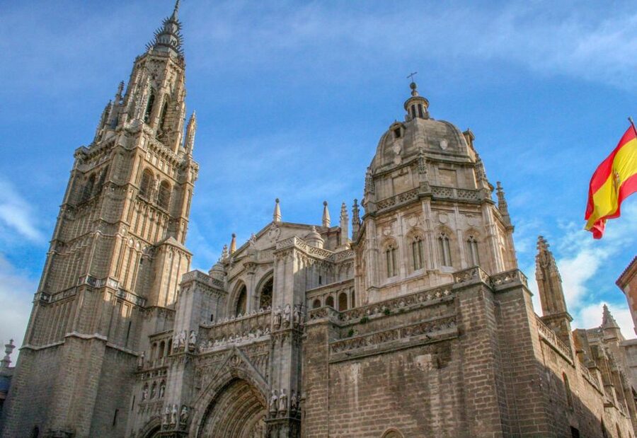 Madrid: Toledo Day Trip with Winery Visit and Wine Tasting - Guide quality can shape the day