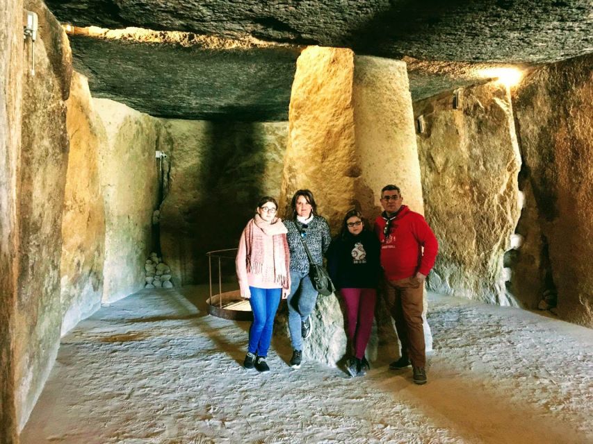 Málaga: Dolmens and El Torcal de Antequera Guided Day Trip - Reading the strange rocks at El Torcal