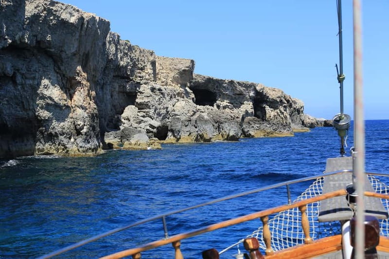 Malta: Comino, Blue Lagoon, + Sea Caves Day Trip - Gozo Harbour in 10 minutes