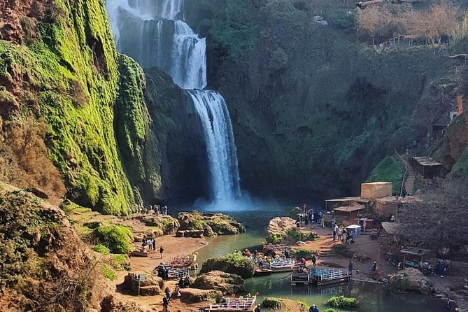 Marrakech: Ouzoud Waterfalls Guided Day Trip with Boat Ride - Arriving at the waterfall viewpoints