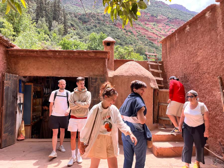 Marrakesh: Ourika Valley & Atlas Mountains Day Trip + Lunch - What the guides add to the day