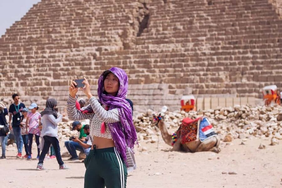 Marsa Alam: Ancient Cairo & Giza Pyramids Day Trip by Plane - Lunch gives the day a needed pause