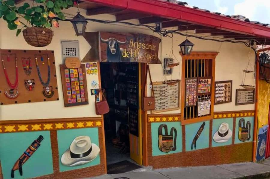 Medellin: Guatape and El Penol Rock Day Trip with Boat Ride - FAQ