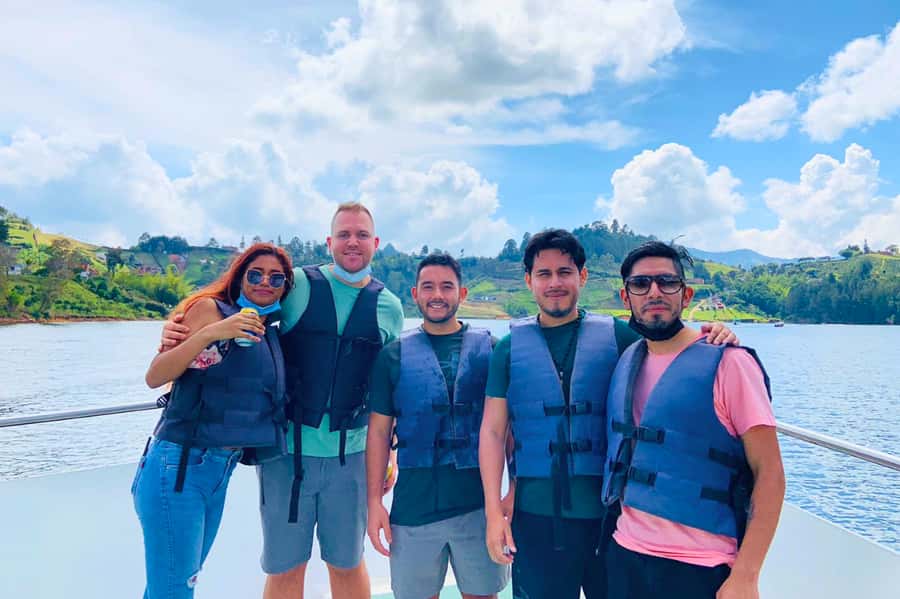 Medellin: Guatape and El Penol Rock Day Trip with Boat Ride - Who should book this day trip?