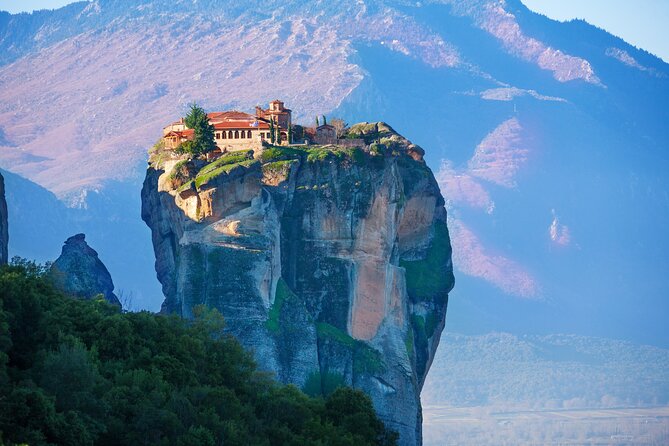 Meteora Day Trip with central Pick up & optional Lunch - Meeting the bus in Athens at 7:00 a.m.