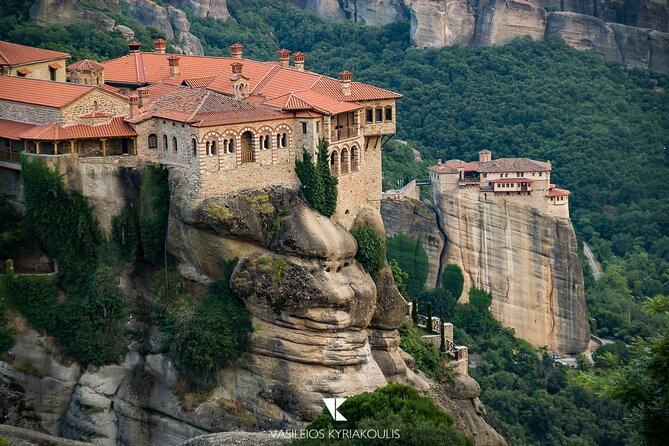 Meteora Monasteries & Caves DayTrip from Athens with Greek Lunch - Why Meteora deserves the long ride from Athens