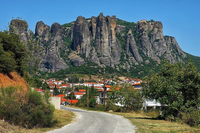 Meteora Monasteries Private Full Day Trip From Athens - Choosing three monasteries among the open sites