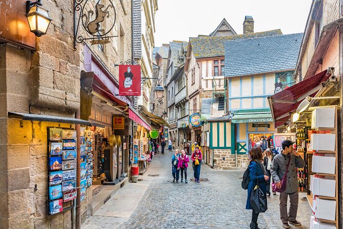 Mont Saint Michel Day Trip from Paris with English Speaking Guide - The four-hour ride to Normandy
