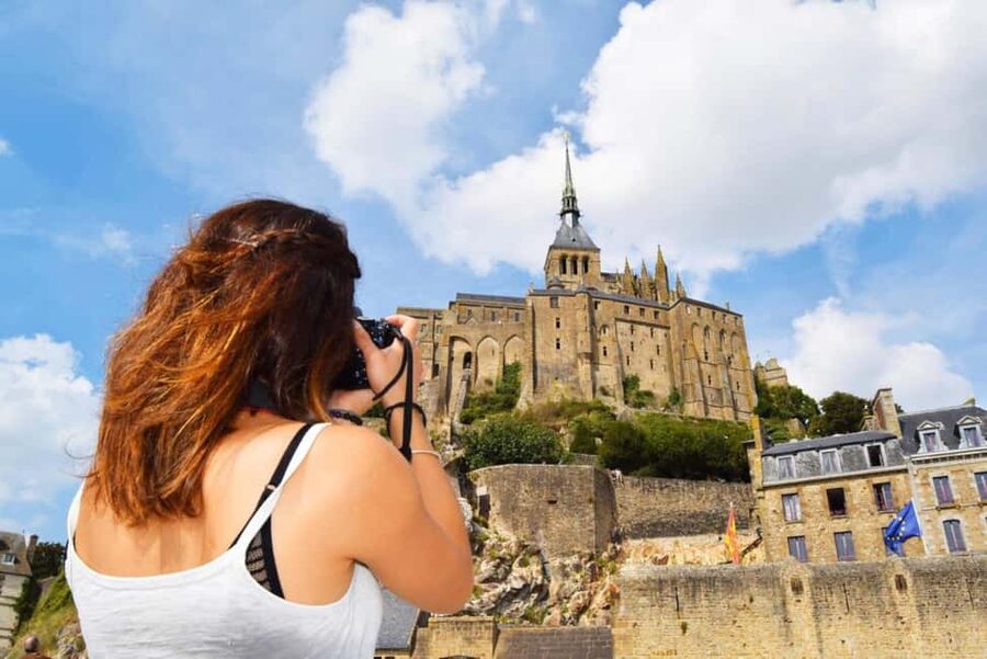 Mont Saint-Michel Small-Group Day Trip from Paris with Abbey Ticket - Leaving Paris at 7:15 AM