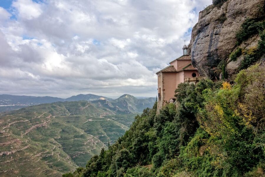 Montserrat & Cava Wineries Day Trip from Barcelona w/ Pickup - Should you book the Montserrat and cava day trip?