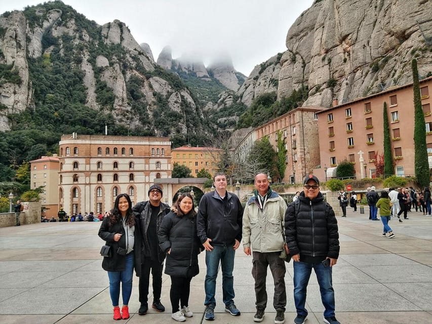 Montserrat & Cava Wineries Day Trip from Barcelona w/ Pickup - Booking details worth keeping in mind