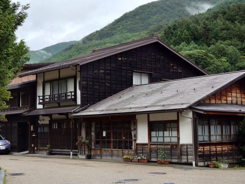 Nagano/Matsumoto: Matsumoto Castle and Narai-juku Day Trip - Lunch, shopping, and the small pleasures of Narai-juku
