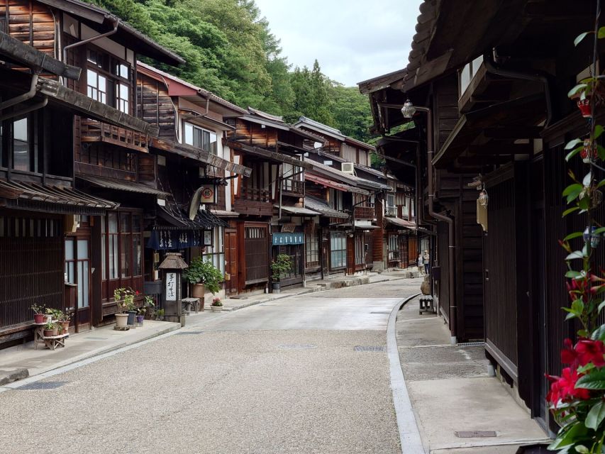 Nagano/Matsumoto: Matsumoto Castle and Narai-juku Day Trip - Starting from Nagano or Matsumoto