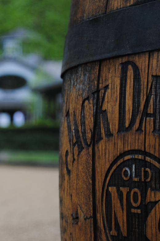 Nashville: Jack Daniel Distillery Day Trip with Tastings - Key points to know before you book