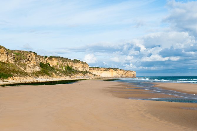 Normandy D-Day Beaches and American Cemetery Day Trip from Paris - Lunch and the artificial harbor at Arromanches