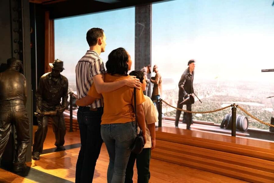 NYC: Empire State Building Tickets - Observatory & Museum - A family-friendly stop with useful extras