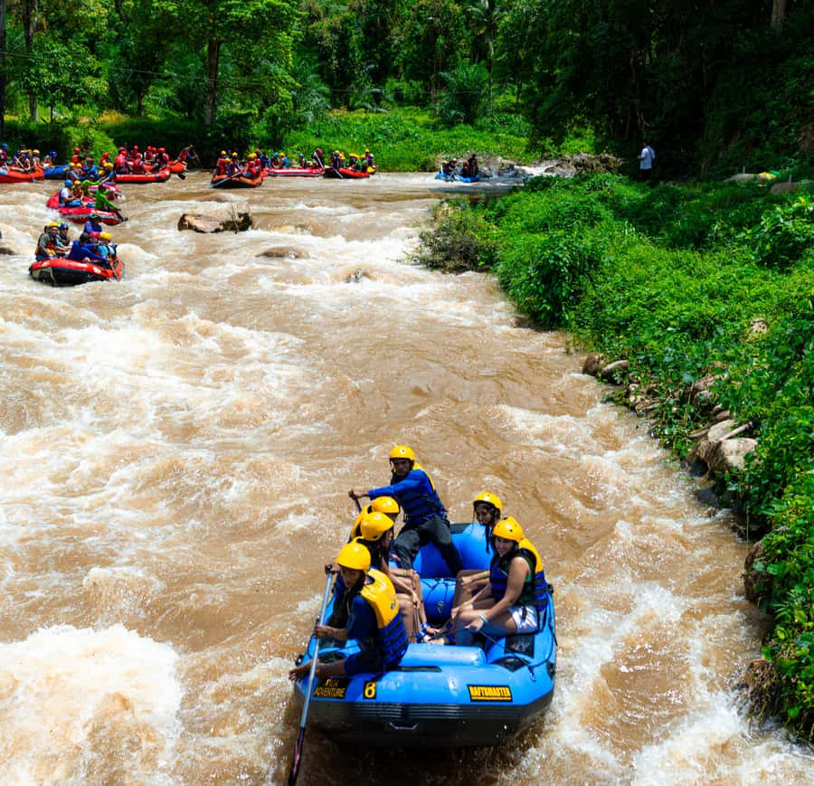 Pa Tong: Rainforest Day Trip with Cave, Rafting, ATV & Lunch - The short zipline and camp activity area