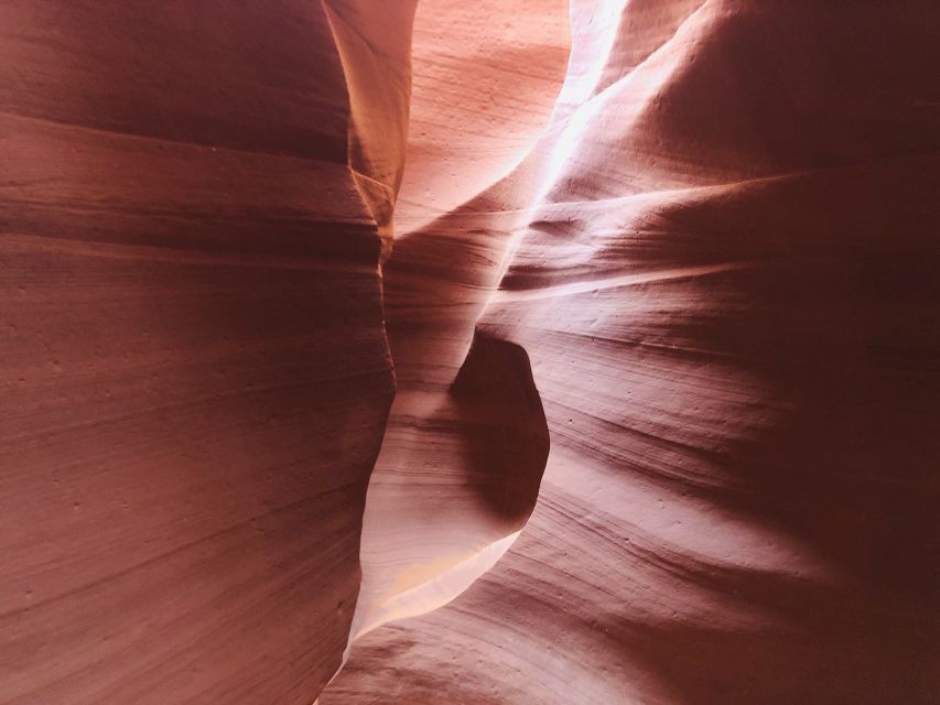 Page: Upper & Lower Antelope Canyon Combo Day Trip - Lower Antelope Canyon: the active portion