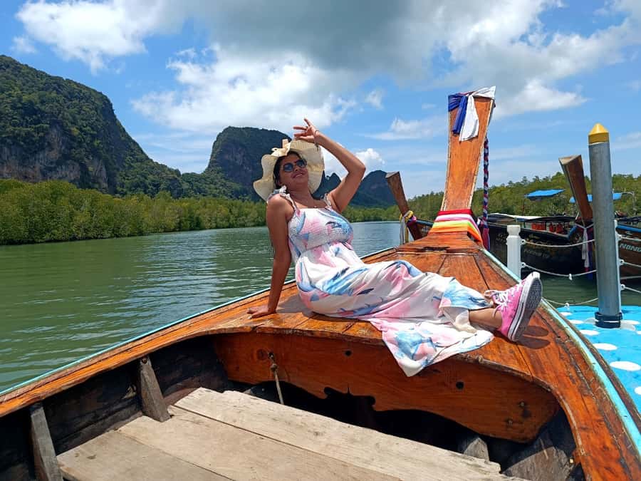 Phang Nga Bay: Private or Small-Group Day Trip - Koh Panyee, a village built over the water