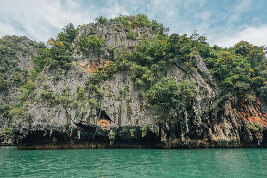 Phuket: Day Trip To Phi Phi, Maya and James Bond Islands - Phi Phi Don, Monkey Bay and Viking Cave