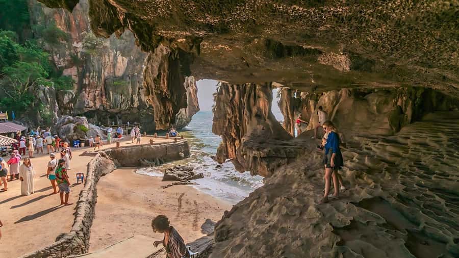 Phuket: James Bond Island Day Trip by Speed Boat with Lunch - Canoeing into Hong Island and the caves