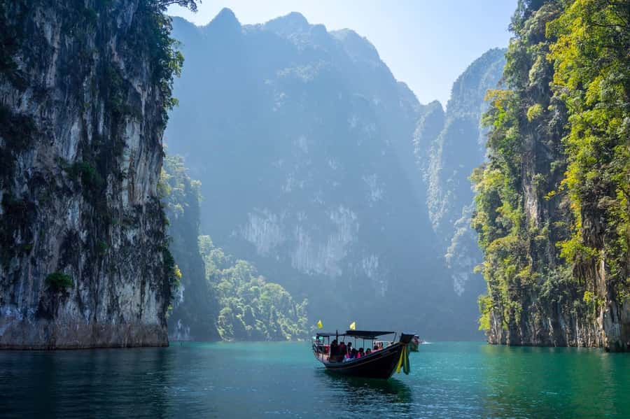 Phuket: Private Day Trip Khao Sok w/ Lake Boat Tour & Lunch - Four hours by longtail boat