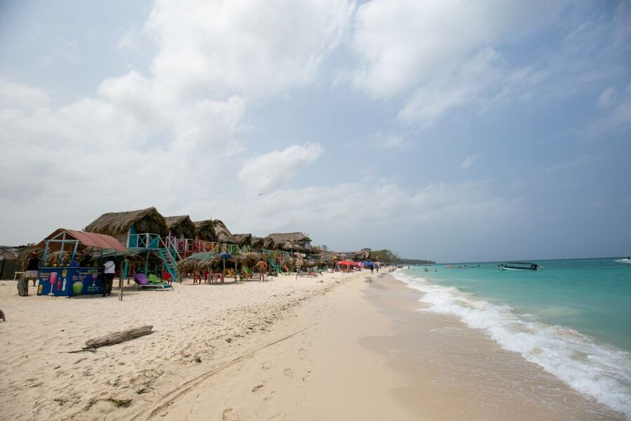 Playa Blanca Full-Day Trip from Cartagena - What the ride through Manga, Bosque, and Mamonal adds