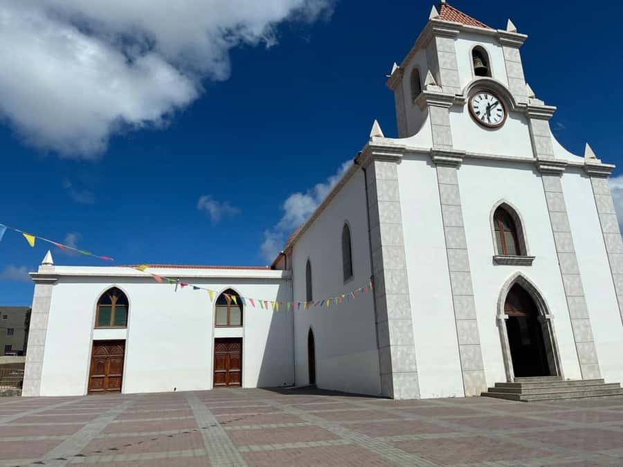 Praia: Day trip by minibus for cruise passengers - Who should book this day trip