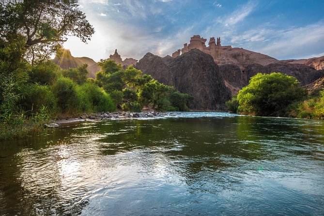Private Day Trip to Fantastic Charyn Canyon - The return walk and evening arrival