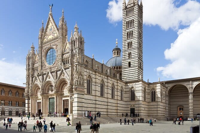 Private day trip to Siena, San Gimignano, Chianti and Pisa, from Florence - Siena, two hours in Tuscany’s grand medieval city