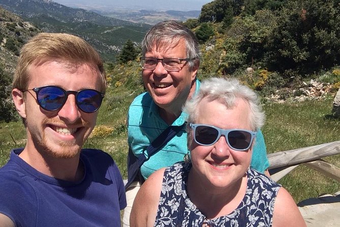 Private Guided Day Trip to the White Villages and Ronda from Seville - Setenil de las Bodegas and houses under the rock