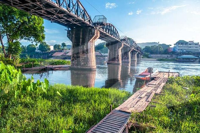 Private Tour: Floating Markets and Bridge on River Kwai Day Trip from Bangkok - Damnoen Saduak Floating Market by long-tail boat