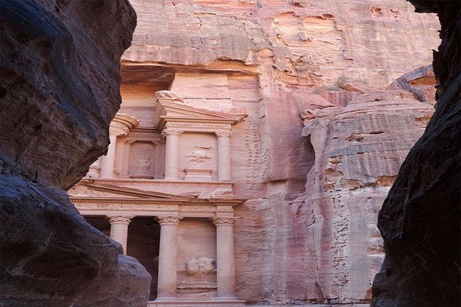 Private Tour: Petra and Little Petra Day Trip from Aqaba - Lunch and free time in Wadi Musa