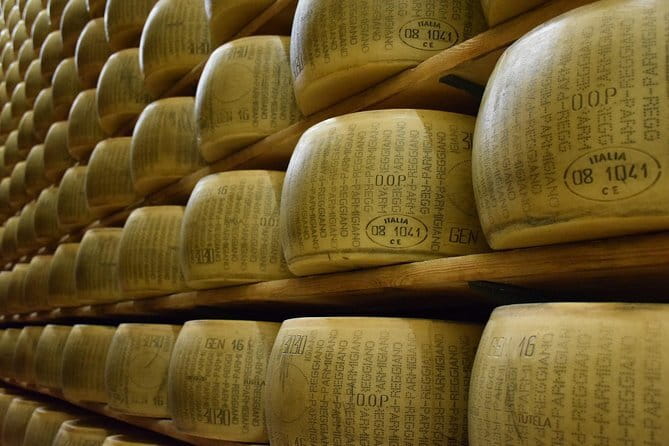 Private Tuscany Tour: Siena, San Gimignano and Chianti Day Trip - San Gimignano and its fourteen towers