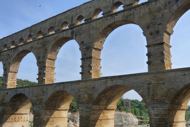Provence in a Day Trip from Aix - Avignon: useful orientation, limited free time