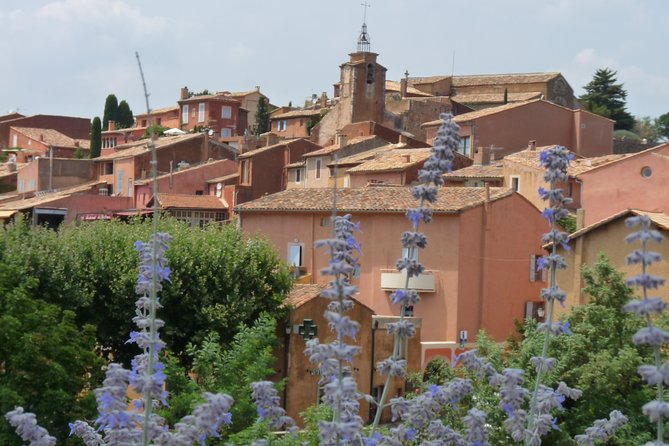 Provence in One Day Small Group Day Trip from Avignon - Fontaine de Vaucluse and the walk to the Sorgue