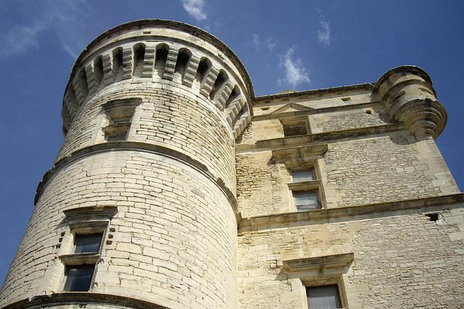 Provence Wineries and Luberon Villages Day Trip from Aix-en-Provence - Gordes and the limits of free exploration